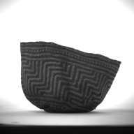 幅：18 (cm)×奥行：13 (cm)×高さ：12 (cm)／24 (g)，撮影・計測日：1993-11-16