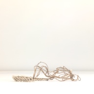 幅：20 (cm)×奥行：23 (cm)×高さ：2.0 (cm)／41 (g)，撮影・計測日：1996-06-10