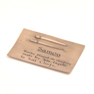 W:11 (cm)×D:7.2 (cm)×H:0.8 (cm)／9 (g)，Measurement date:2001-07-25