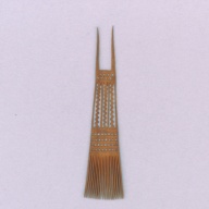 幅：5.3 (cm)×奥行：24 (cm)×高さ：0.3 (cm)／33 (g)，撮影・計測日：2003-10-30