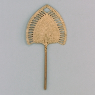 幅：23 (cm)×奥行：48 (cm)×高さ：1.9 (cm)／31 (g)，撮影・計測日：2002-09-06