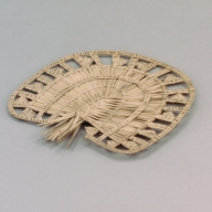 W:31 (cm)×D:33 (cm)×H:4.0 (cm)／55 (g)，Measurement date:2002-09-06