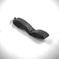 幅：12 (cm)×奥行：1.9 (cm)×高さ：0.3 (cm)／2 (g)，撮影・計測日：1996-12-16