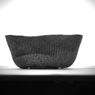 幅：19 (cm)×奥行：11 (cm)×高さ：8.1 (cm)／17 (g)，撮影・計測日：1993-12-01