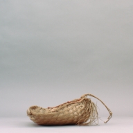 W:57 (cm)×D:44 (cm)×H:17 (cm)／207 (g)，Measurement date:2002-09-17