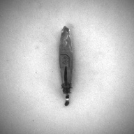 幅：1.3 (cm)×奥行：7.5 (cm)×高さ：2.1 (cm)／6 (g)，撮影・計測日：1993-12-06