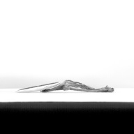 幅：12 (cm)×奥行：27 (cm)×高さ：3.0 (cm)／194 (g)，撮影・計測日：1994-01-20