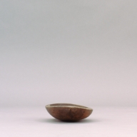 幅：33 (cm)×奥行：13 (cm)×高さ：5.1 (cm)／414 (g)，撮影・計測日：2002-09-24