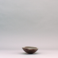 幅：52 (cm)×奥行：17 (cm)×高さ：7.9 (cm)／827 (g)，撮影・計測日：2002-09-24