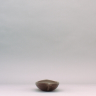 幅：58 (cm)×奥行：16 (cm)×高さ：8.0 (cm)／771 (g)，撮影・計測日：2002-09-24