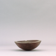 幅：39 (cm)×奥行：21 (cm)×高さ：6.8 (cm)／982 (g)，撮影・計測日：2002-09-25