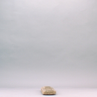 幅：13 (cm)×奥行：71 (cm)×高さ：3.2 (cm)／781 (g)，撮影・計測日：2002-09-26