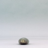 幅：6.4 (cm)×奥行：23 (cm)×高さ：3.9 (cm)／1.07 (kg)，撮影・計測日：2003-10-30