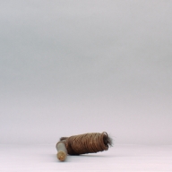 幅：16 (cm)×奥行：45 (cm)×高さ：8.0 (cm)／314 (g)，撮影・計測日：2002-09-27