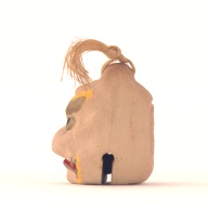 幅：4.8 (cm)×奥行：4.9 (cm)×高さ：6.2 (cm)／93 (g)，撮影・計測日：2001-02-23