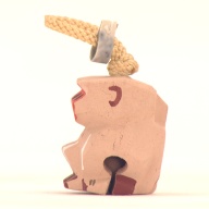 幅：3.1 (cm)×奥行：3.1 (cm)×高さ：3.6 (cm)／24 (g)，撮影・計測日：2001-04-27