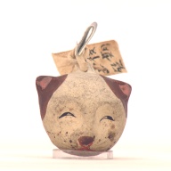 幅：3.6 (cm)×奥行：3.0 (cm)×高さ：3.7 (cm)／15 (g)，撮影・計測日：2001-04-27