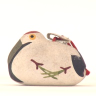 幅：3.0 (cm)×奥行：4.7 (cm)×高さ：3.4 (cm)／27 (g)，撮影・計測日：2001-05-02