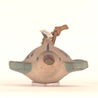 幅：6.5 (cm)×奥行：7.2 (cm)×高さ：4.0 (cm)／43 (g)，撮影・計測日：2001-05-02