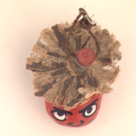 幅：3.5 (cm)×奥行：3.4 (cm)×高さ：3.1 (cm)／42 (g)，撮影・計測日：2001-05-07