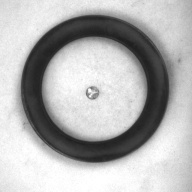 幅：8.7 (cm)×奥行：8.8 (cm)×高さ：2.9 (cm)／30 (g)，撮影・計測日：1992-11-02