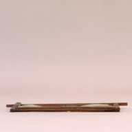 幅：25 (cm)×奥行：17 (cm)×高さ：1.2 (cm)／30 (g)，撮影・計測日：2002-08-13