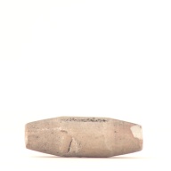 幅：5.7 (cm)×奥行：2.2 (cm)×高さ：2.1 (cm)／27 (g)，撮影・計測日：2001-11-19