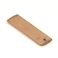 幅：7.9 (cm)×奥行：2.2 (cm)×高さ：0.8 (cm)／8 (g)，撮影・計測日：2001-11-20