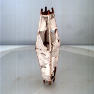 幅：17 (cm)×奥行：18 (cm)×高さ：76 (cm)／354 (g)，撮影・計測日：1990-05-10