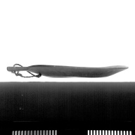 幅：36 (cm)×奥行：46 (cm)×高さ：4.3 (cm)／814 (g)，撮影・計測日：1990-06-05