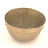 幅：12 (cm)×奥行：12 (cm)×高さ：7.0 (cm)／45 (g)，撮影・計測日：2001-12-12