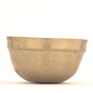 幅：12 (cm)×奥行：12 (cm)×高さ：7.0 (cm)／45 (g)，撮影・計測日：2001-12-12