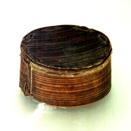 幅：15 (cm)×奥行：14 (cm)×高さ：7.3 (cm)／48 (g)，撮影・計測日：1991-07-24