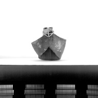 幅：82 (cm)×奥行：34 (cm)×高さ：30 (cm)／614 (g)，撮影・計測日：1992-08-11