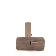 幅：14 (cm)×奥行：9.2 (cm)×高さ：9.7 (cm)／11 (g)，撮影・計測日：2001-12-21