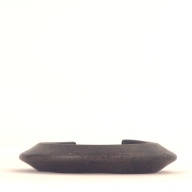 幅：9.9 (cm)×奥行：8.1 (cm)×高さ：1.9 (cm)／31 (g)，撮影・計測日：2001-12-27