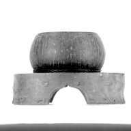 幅：24 (cm)×奥行：23 (cm)×高さ：15 (cm)／712 (g)，撮影・計測日：1990-07-30