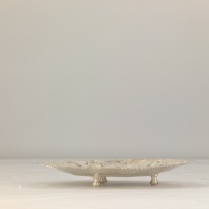 幅：28 (cm)×奥行：29 (cm)×高さ：5.1 (cm)／392 (g)，撮影・計測日：1996-10-17