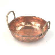 幅：26 (cm)×奥行：24 (cm)×高さ：14 (cm)／769 (g)，撮影・計測日：1996-11-01