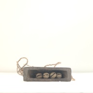 幅：17 (cm)×奥行：6.1 (cm)×高さ：5.1 (cm)／253 (g)，撮影・計測日：1996-11-08