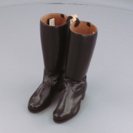 幅：13 (cm)×奥行：30 (cm)×高さ：40 (cm)／1.29 (kg)，撮影・計測日：2004-03-08