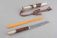 幅：1.9 (cm)×厚み：1.5 (cm)×長さ：23 (cm)／204 (g)，撮影・計測日：2008-10-27