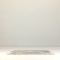 幅：69 (cm)×奥行：67 (cm)×高さ：1.3 (cm)／1.18 (kg)，撮影・計測日：1996-06-18