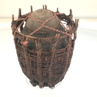 幅：35 (cm)×奥行：34 (cm)×高さ：45 (cm)／4.16 (kg)，撮影・計測日：1996-12-10