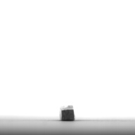 幅：0.6 (cm)×奥行：3.2 (cm)×高さ：0.6 (cm)／2 (g)，撮影・計測日：1997-05-21