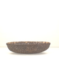 幅：59 (cm)×奥行：59 (cm)×高さ：19 (cm)／445 (g)，撮影・計測日：1997-05-08