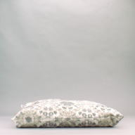 幅：75 (cm)×奥行：71 (cm)×高さ：16 (cm)／1.93 (kg)，撮影・計測日：2003-03-07