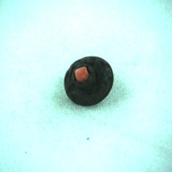 幅：1.6 (cm)×奥行：1.3 (cm)×高さ：1.6 (cm)／4 (g)，撮影・計測日：1997-08-11