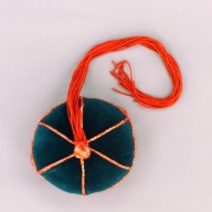 幅：19 (cm)×奥行：18 (cm)×高さ：15 (cm)／107 (g)，撮影・計測日：2005-06-07