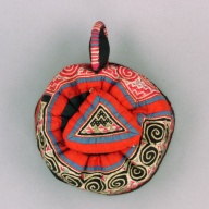 幅：16 (cm)×奥行：20 (cm)×高さ：11 (cm)／80 (g)，撮影・計測日：2006-01-05